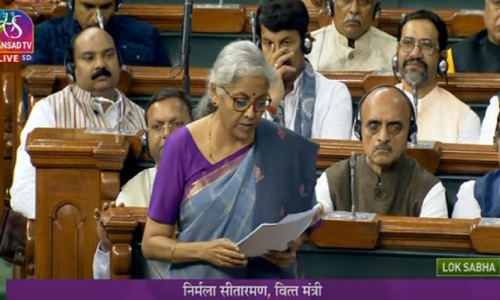 Nirmala Sitharaman Present Record Budget: Nirmala Sitharaman is going to have the record of presenting the most consecutive budgets, know which other finance ministers have presented multiple budgets before this, Finance minister Nirmala Sitharaman to make record surpassing Morarji Desai in presenting budget