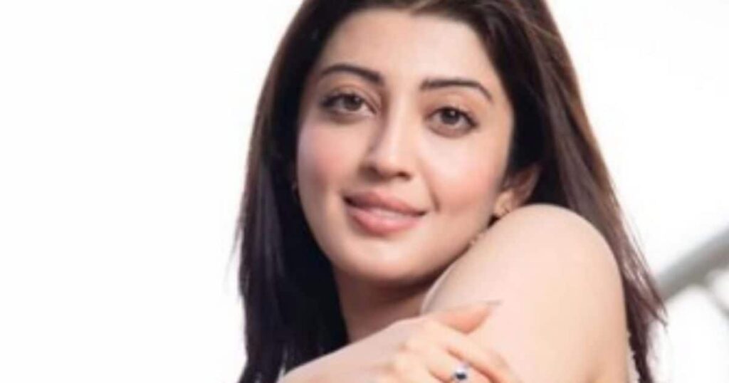 Pranitha Subhash's house will be filled with laughter again, she will become a mother for the second time at the age of 31, she flaunted her baby bump