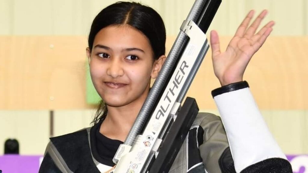 Ramita Jindal made it to the medal event, know who is this 20 year old Indian shooter - India TV Hindi