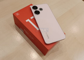 Redmi's amazing 5G phone is available cheaply, bring it home for less than Rs 700 - India TV Hindi