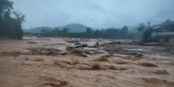 The Meteorological Department has issued a red alert for these districts including Wayanad; there will be no relief from the disaster - India TV Hindi