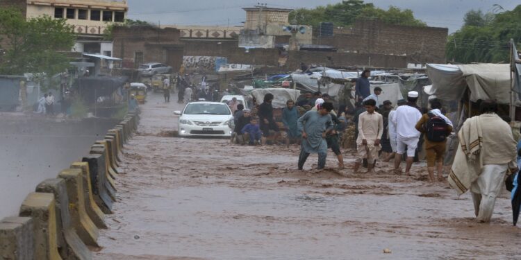 Torrential rains wreak havoc in Pakistan - India TV Hindi