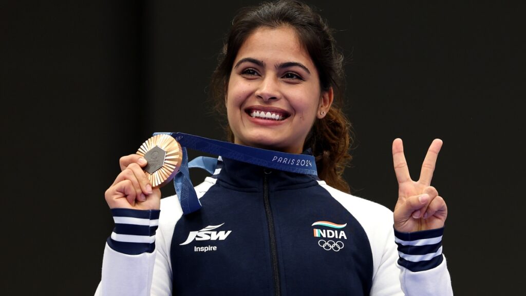 Winning this medal means a lot to me, know what Manu Bhaker said after winning her second Olympic medal - India TV Hindi