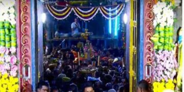 Vaikuntha Ekadashi: Vaikuntha Ekadashi today, huge crowd of devotees gathered at Vaishnav temples