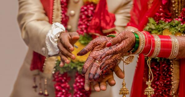 Bareilly: Auspicious time for 10 days of marriage in January... As soon as the auspicious work starts, there is a stir in the market too.