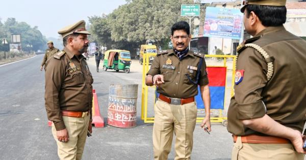 Mauni Amavasya: Police ban on highway, still people reaching Ramlala in Ayodhya