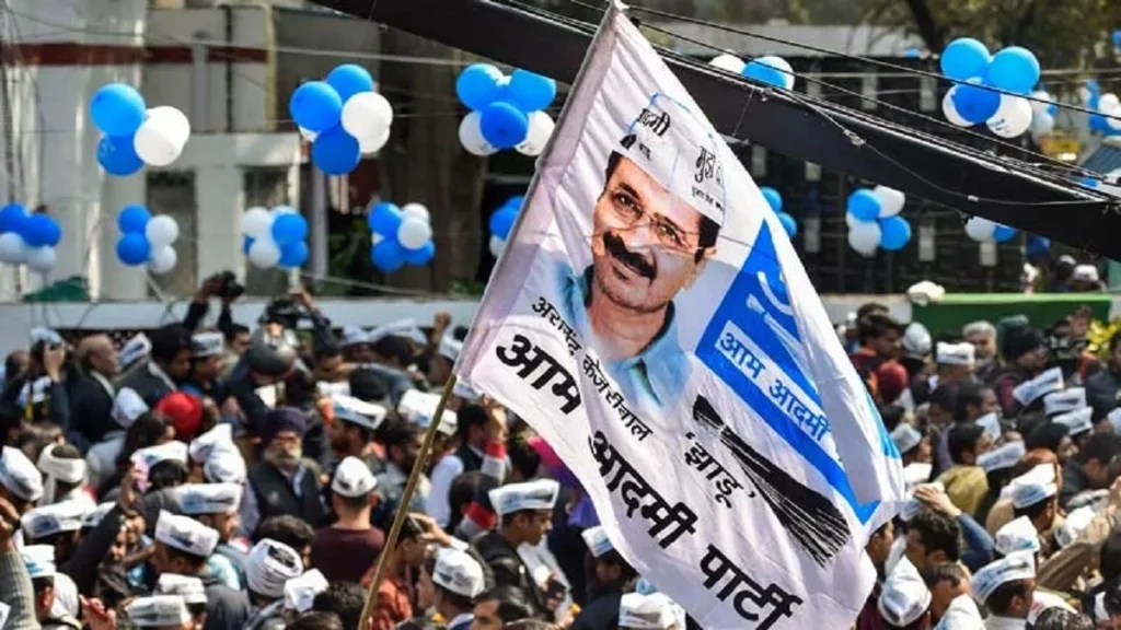 7 aap MLA's resigned: You have a series of resignations, 7 MLAs left the party, a wave of resignations in aap, 5 days before delhi elections, 7 MLA Left the party