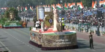 76th Republic Day: Three leading warships displayed in Naval tableau
