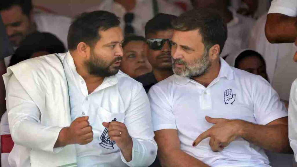 After being alone in Delhi, Rahul is worried about Bihar. Rahul Gandhi Bihar Election 2025 RJD | Tejashwi Yadav | Delhi Election 2025 | Newstrack News | Rahul Gandhi: After being alone in Delhi, Rahul is worried about Bihar, now trying to save friendship with RJD. News Track in Hindi