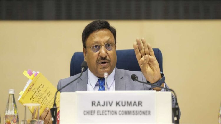 After retirement, I will spend 4-5 months in 'seclusion' in the Himalayas: CEC Rajeev Kumar - India TV Hindi