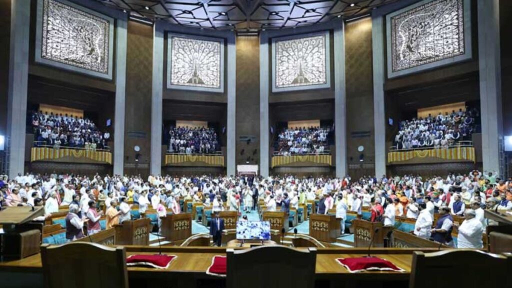 All -party meeting convened on budget session ends, government will bring 16 bills including Waqf and immigration - India tv hindi