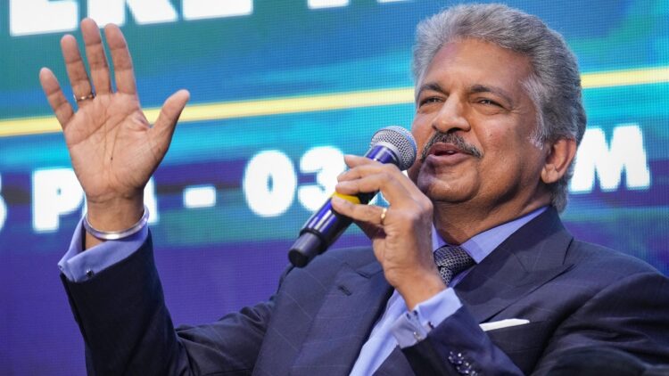 Amidst the debate on working hours, Anand Mahindra quipped like this - India TV Hindi