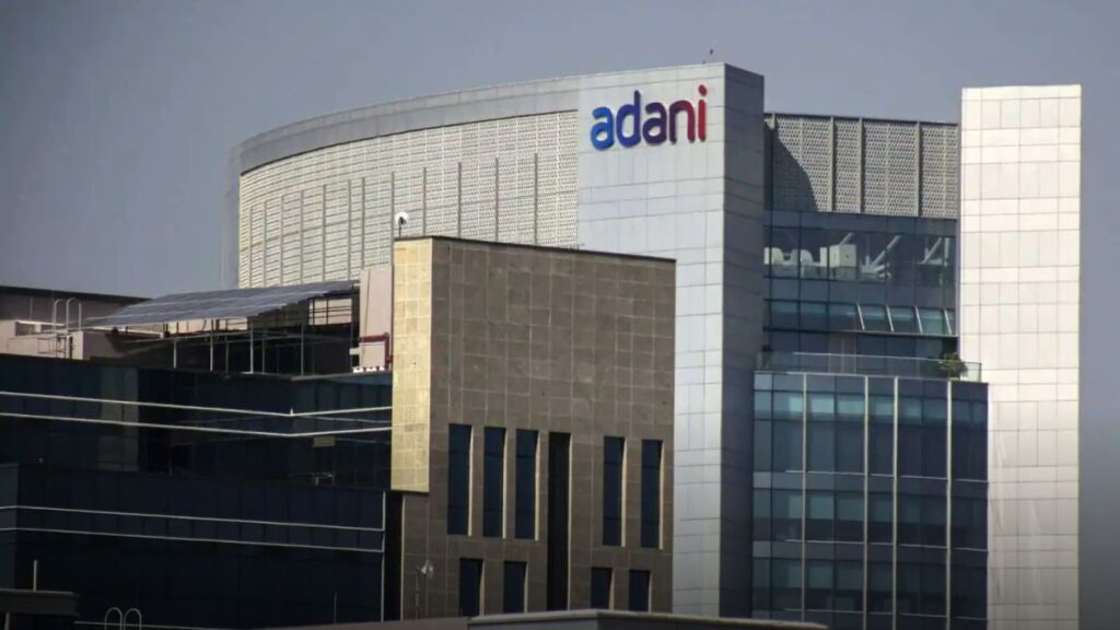 Another news: Adani Wilmar shares fell by 10%, Adani Group is selling 20% ​​stake - India TV Hindi