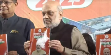 BJP's Sankalp Patra 3rd Part: While releasing the third part of BJP's resolution letter, Amit Shah reminds Arvind Kejriwal's promise to take a dip in Yamuna, release the third part of BJP's manifesto, Amit Shah Reminded ARVINDED CEJRIAL OF A Dip in Yamuna.