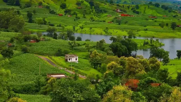 Banswara, the island city is full of peace and natural beauty, know the right time to visit here in the video.