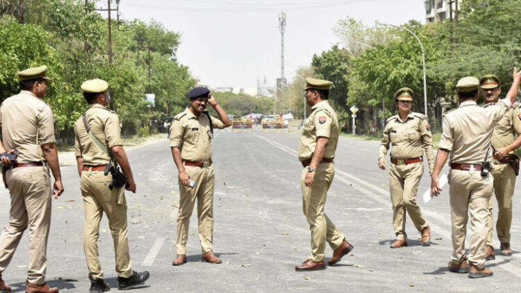 'Bless you Netaji...' touched feet and then stabbed him with knife, police case registered