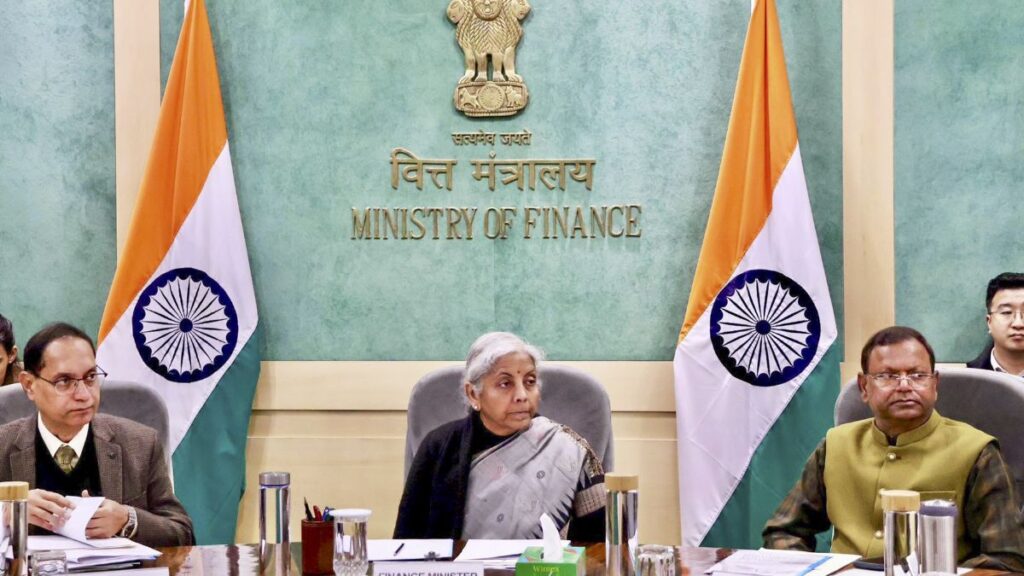 Budget 2025: Demand to reduce GST on gold and diamond to 1%, will help in reducing the price of jewelery - India TV Hindi