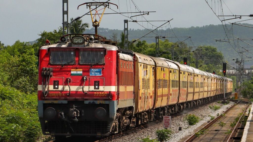 Budget 2025: Government may increase the budget for Railways by 18%, focus will be on security and infra - India TV Hindi