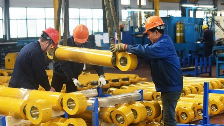 China will grow at a pace of 5% in 2024, pace slower than last year - India TV Hindi