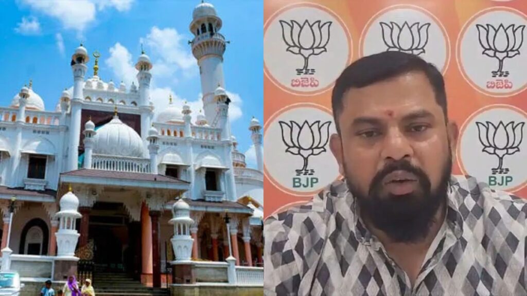"Devotees going to Sabarimala temple should not go to Vavar Masjid", once again giving a controversial statement - India TV Hindi