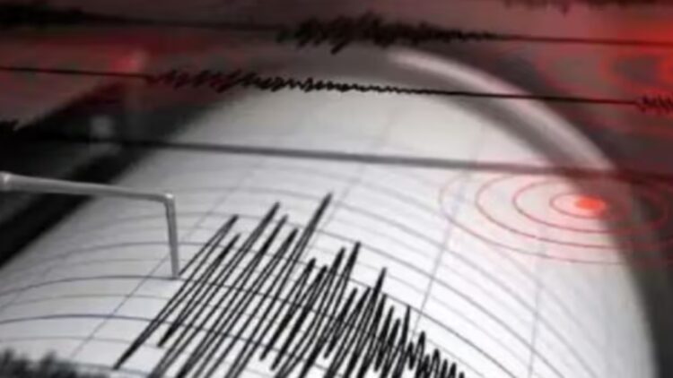 Earth trembled again due to earthquake in this state of India, people fled from their homes - India TV Hindi