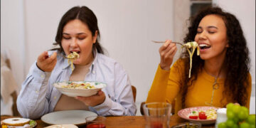Eating too fast can affect your health, know how these diseases can increase
