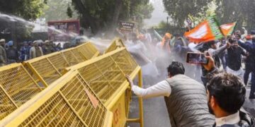 'Fake' voter registration controversy: BJP's protest, calls Kejriwal 'anti-Purvanchal'