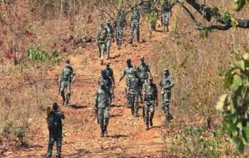 Four Naxalites were killed in an encounter in Chhattisgarh, a policeman also lost his life.