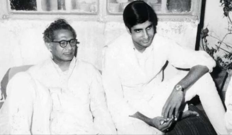 From 'Madhushala' to 'Agneepath', selected poems of the great poet Harivansh Rai Bachchan - India TV Hindi