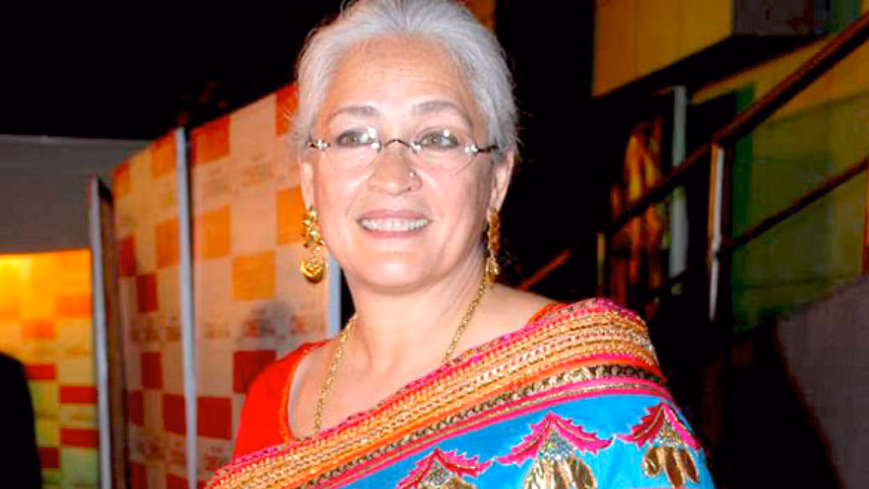 Nafisa Ali Birthday Special : स्टेशन पर चाय बेचने से लेकर राजनीति में एंट्री तक, जानिए नफीसा की जिंदगी के अनसुने किस्से 