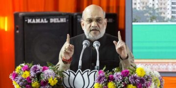 Gujarat should implement all three new criminal law in all police commissioners by 30 April: Amit Shah - India tv hindi