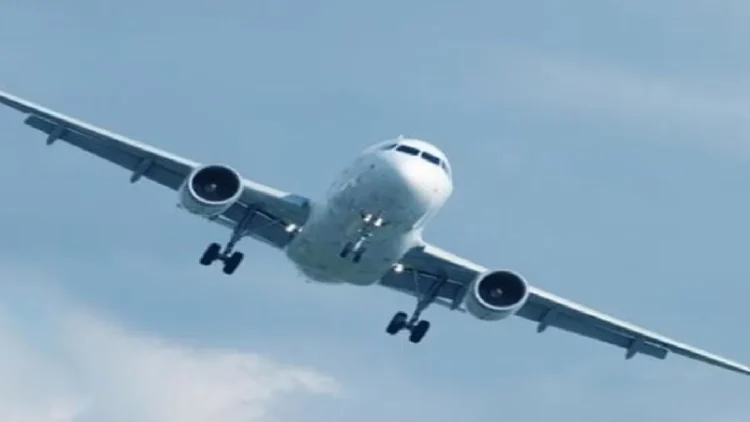 High Prices Of Prayagraj Air Tickets: Skyrocketing prices of air tickets to Prayagraj, government called a meeting on the arbitrariness of airlines companies.