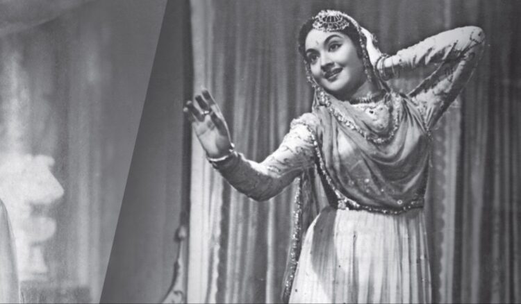 Hindi Diwas: Not only TV serials, these films are made on Hindi novels - India TV Hindi