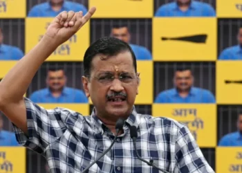 'His fight is to save Congress, and mine is to save the country', Kejriwal's counter to Rahul Gandhi's allegations.