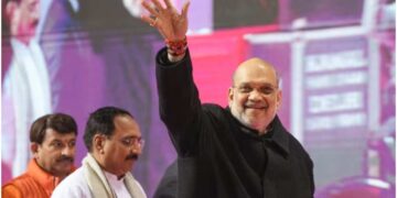 Home Minister Amit Shah Aam Aadmi Party | Congress Delhi news Arvind Kejriwal Live Hindi News | Breaking News | Delhi Politics: 'How can BJP announce CM face?', Amit Shah hits back at Arvind Kejriwal. News Track in Hindi