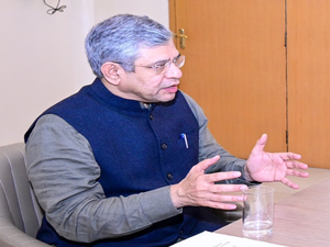 भारत में बना हाइड्रोजन ट्रेन इंजन सबसे पावरफुल : रेल मंत्री अश्विनी वैष्णव