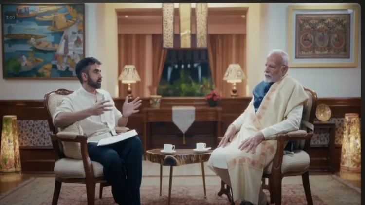 'I am an Ahmedabadi...he is abusing, he is not going with anything', PM Modi spoke openly in his first podcast, know what he said