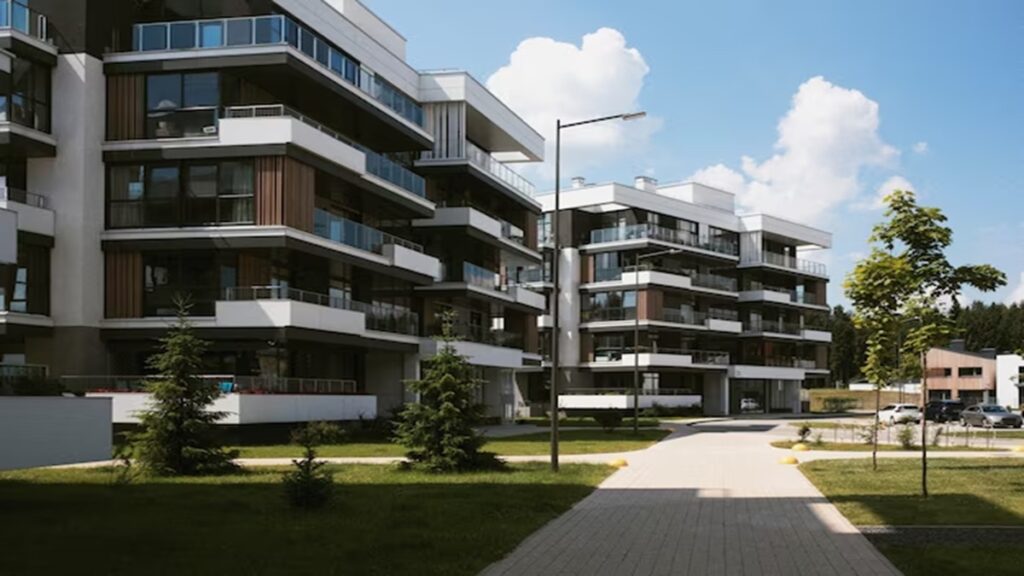 In the year 2024, the sale of houses will increase to the top in 12 years, know how much it increased in one year - India TV Hindi