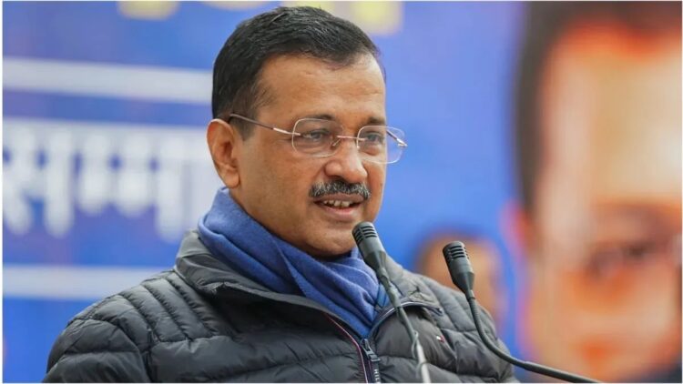 Kejriwal will win the gold medal if there is a race for corruption in the Olympics: Fadnavis - India tv hindi