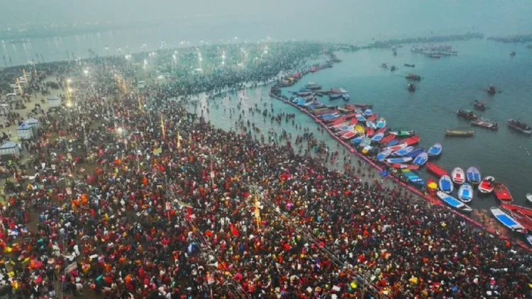 Maha Kumbh 2025: Grand start of Maha Kumbh 2025 in Prayagraj, lakhs of devotees took a dip on the first day, know on which dates the royal bath is to take place, Know dates of rajasi shahi snan at Prayagraj as Maha Kumbh 2025 starts