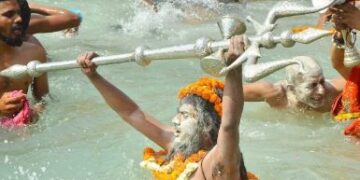 Mahakumbh fair begins with Paush Purnima bath, 40 lakh people take dip in Sangam