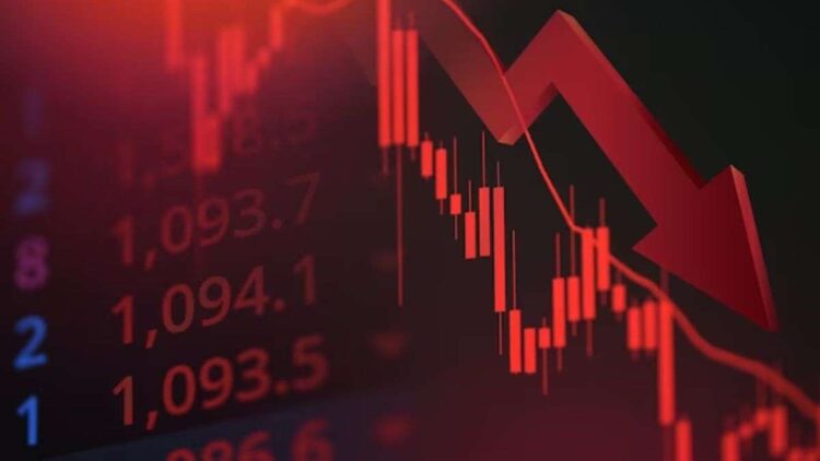 Market closed in red mark, 330 points in Sensex and 113 points in Nifty - India tv hindi