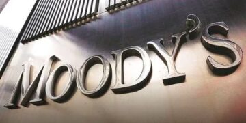 Moody's warned regarding the declining rupee, declining foreign investment and inflation, said - India will have to make these changes - India tv hindi