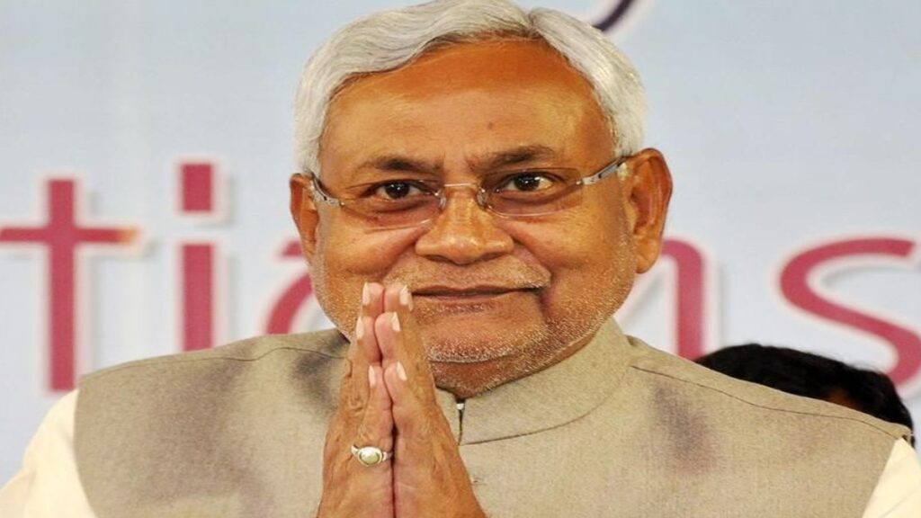 Nitish Kumar: ‘गलती से दो बार चले गए थे…अब इधर-उधर नहीं जाएंगे’, बिहार के सीएम नीतीश कुमार ने ये कहकर लालू यादव पर साधा निशाना