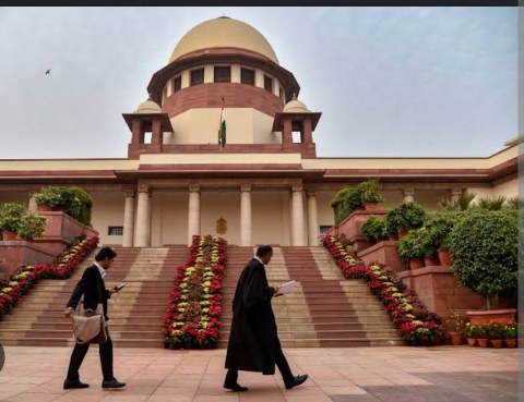 Not appearing even after being declared a fugitive is a separate crime: Supreme Court