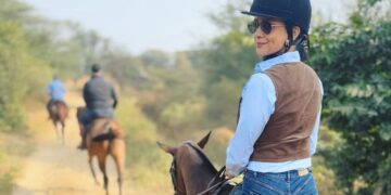 Not only acting, she is also expert in flying planes, this actress is an example of beauty with brain - India TV Hindi