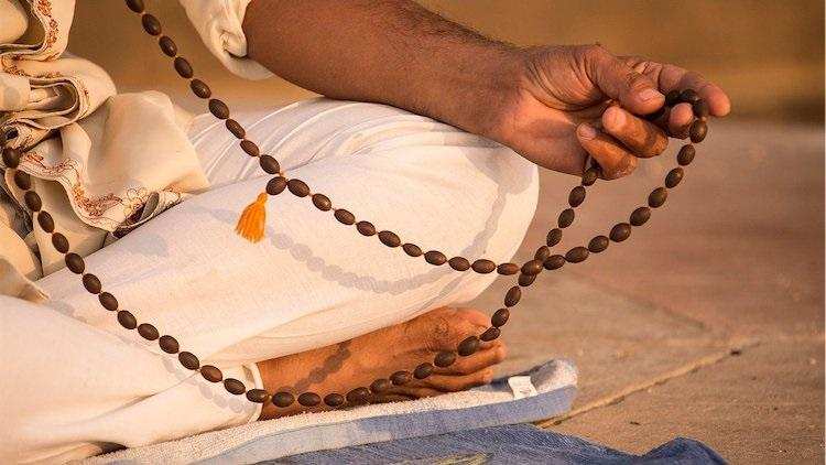 On the day of Mauni Amavasya 2025, the ancestors will get peace by chanting these mantras