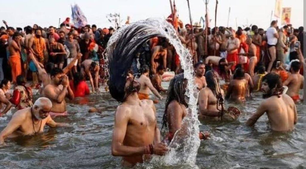 On the day of Mauni Amavasya in Mahakumbh, 10 crore devotees expected to bathe amrit