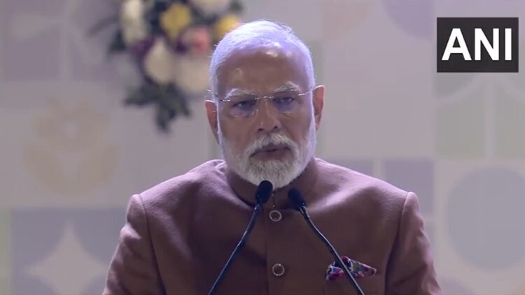 PM Modi inaugurated Rural India Mahotsav, said- I have been in service since 2014 - India TV Hindi