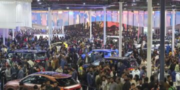 Preparation to organize a car fair every year instead of 2 years, so many lakh people reached Auto Expo 2025 - India TV Hindi